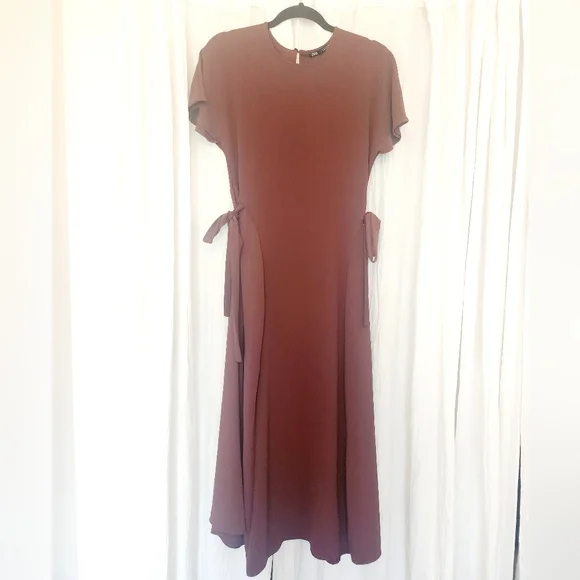 Zara Sz M Elegant Plum Midi Dress - Picture 2 of 6